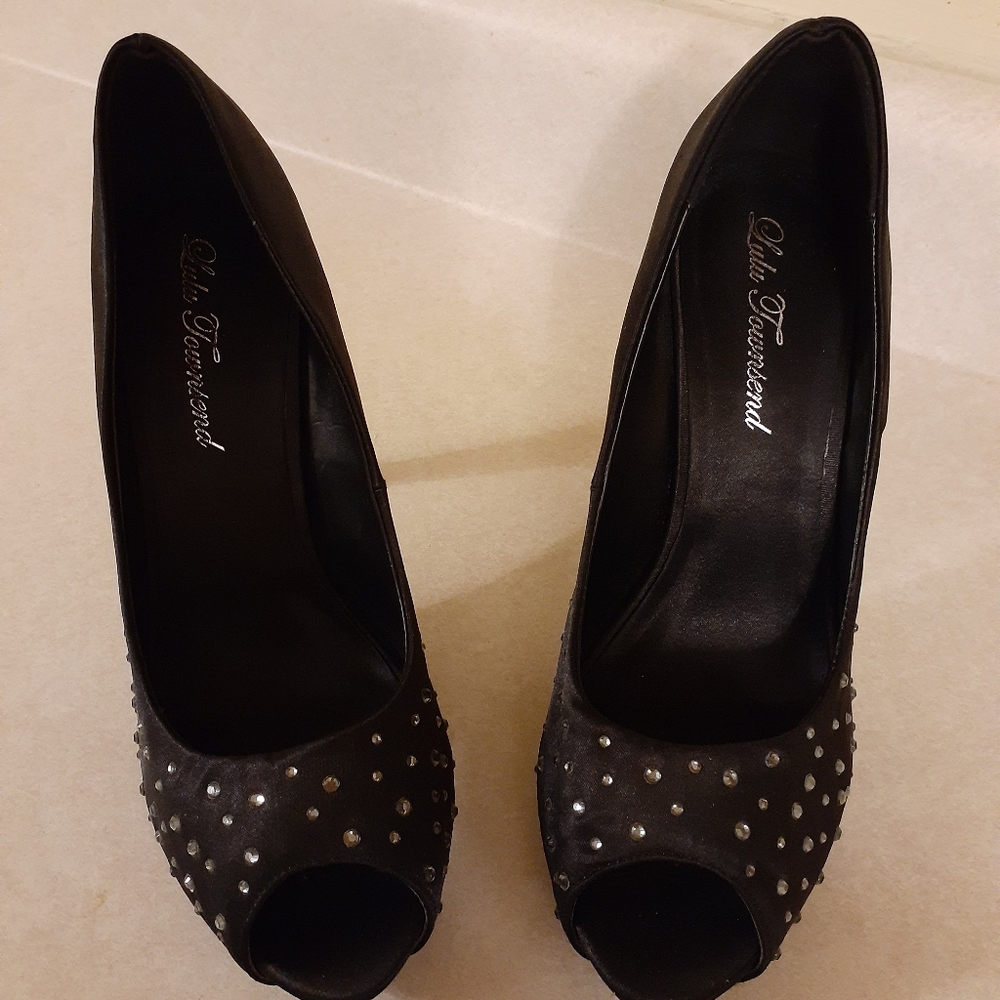 Lulu Townsend heels